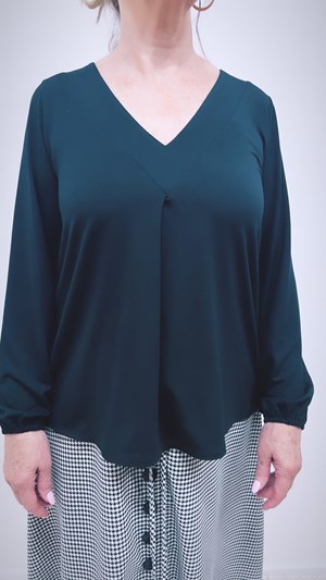Pleat Front Bamboo Top BLACK