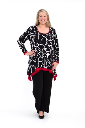 LIMITED Cassandra Contrast Soft Knit Tunic Top