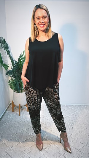 Animal Print Ruched Side Pant